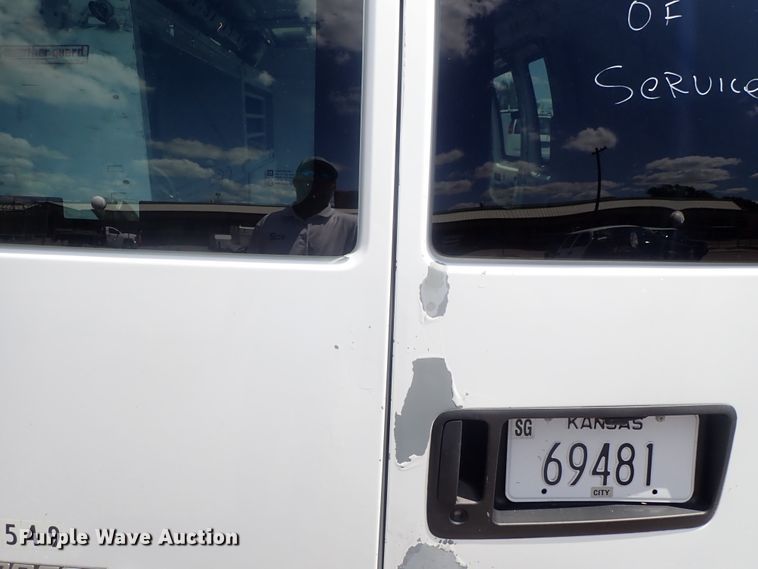 image for item DI4533 2007 Chevrolet Express 2500  van