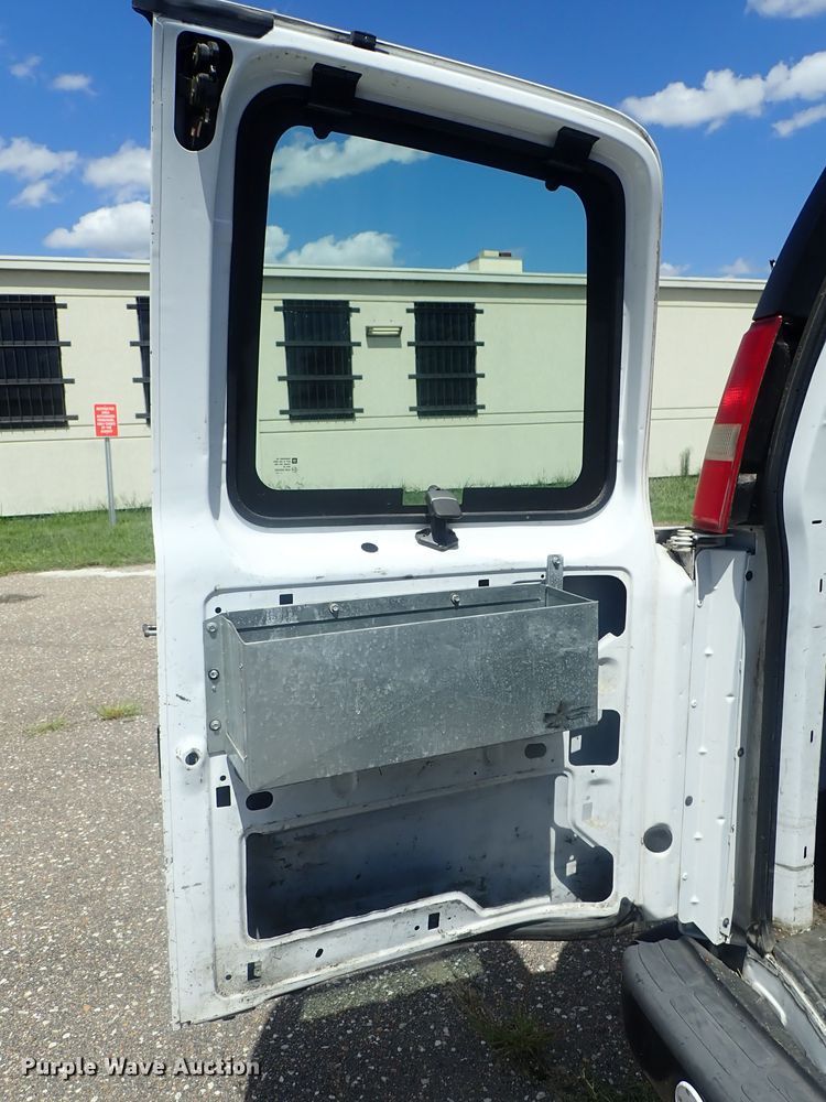 image for item DI4533 2007 Chevrolet Express 2500  van