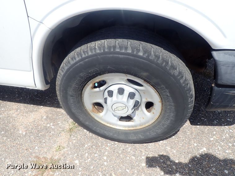 image for item DI4533 2007 Chevrolet Express 2500  van