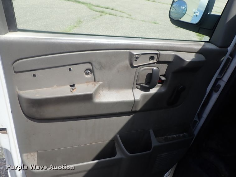 image for item DI4534 2007 Chevrolet Express 2500  van