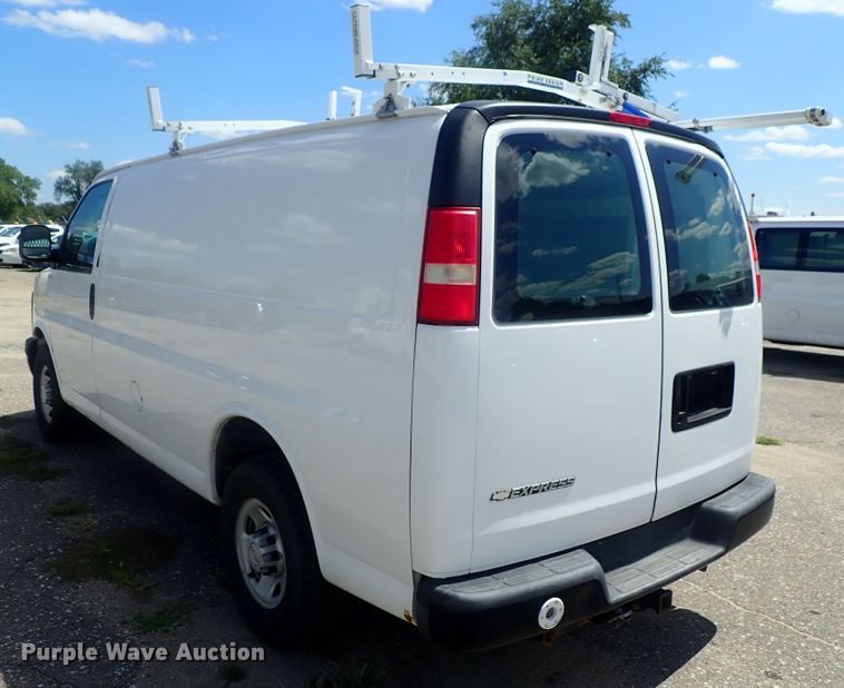image for item DI4535 2007 Chevrolet Express 2500  van