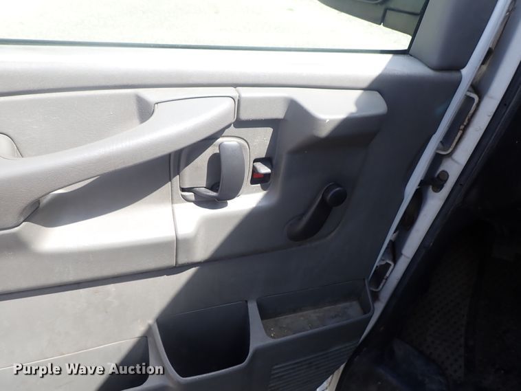 image for item DI4535 2007 Chevrolet Express 2500  van