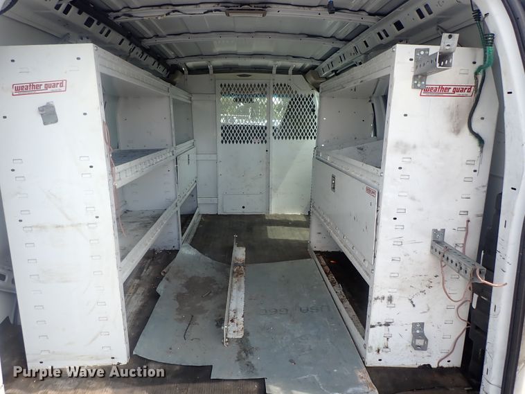 image for item DI4535 2007 Chevrolet Express 2500  van