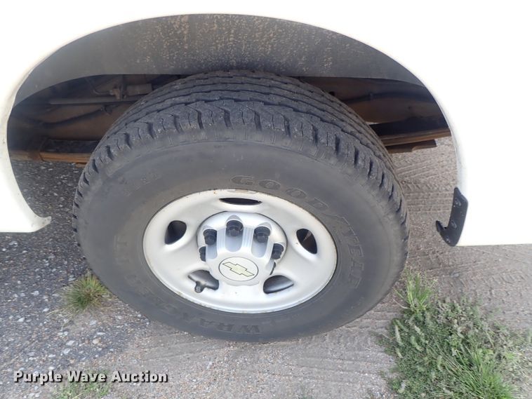 image for item DI4535 2007 Chevrolet Express 2500  van