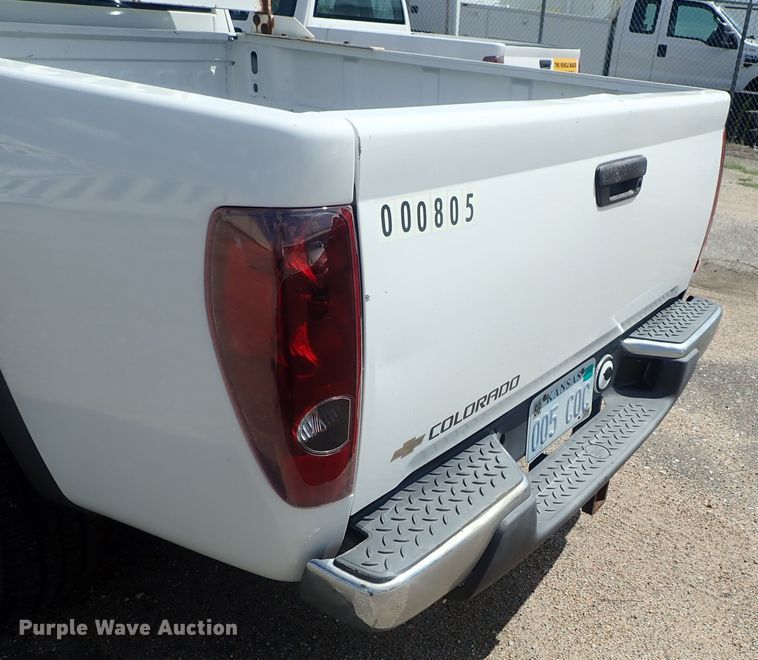 image for item DI4544 2005 Chevrolet Colorado  Ext. Cab pickup truck
