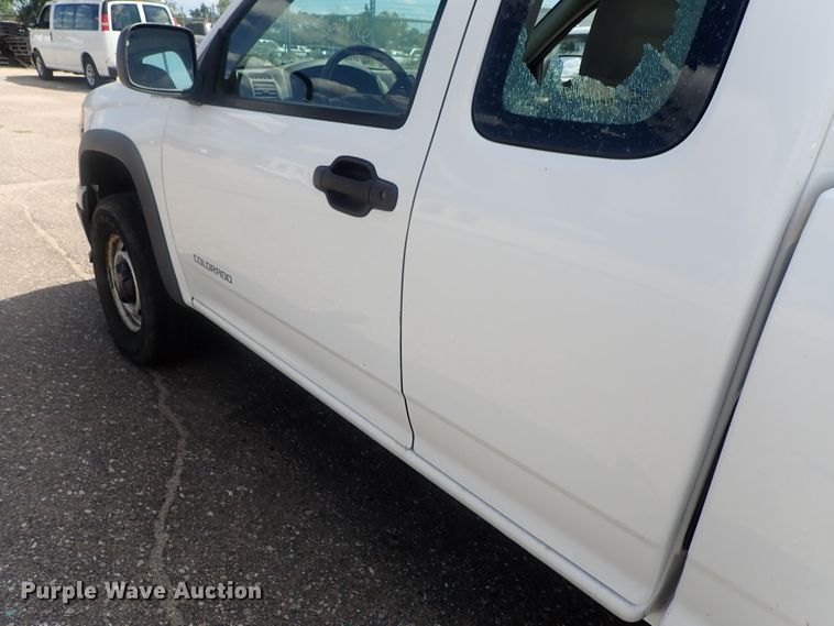 image for item DI4544 2005 Chevrolet Colorado  Ext. Cab pickup truck