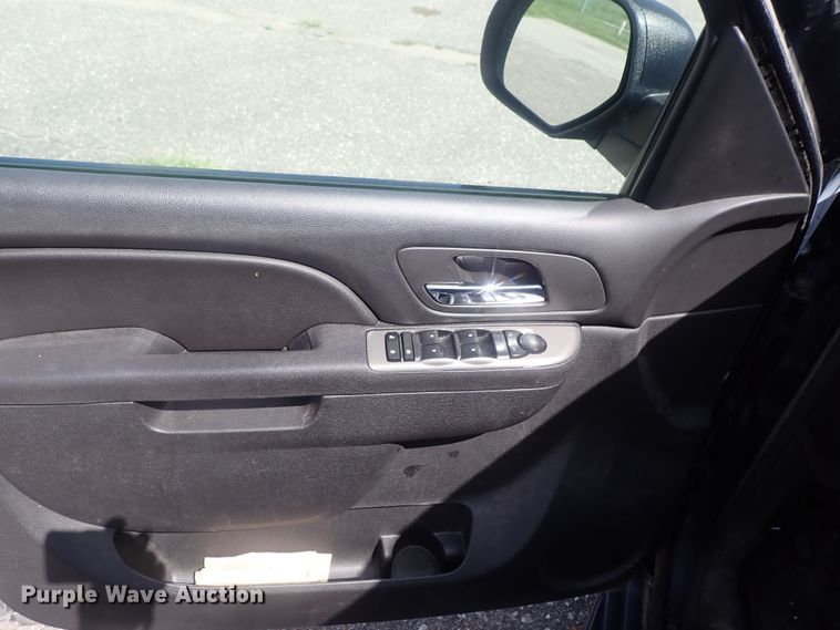 image for item DI4547 2013 Chevrolet Tahoe Police  SUV