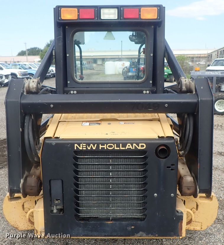 image for item DI4561 1999 New Holland LX665  skid steer loader
