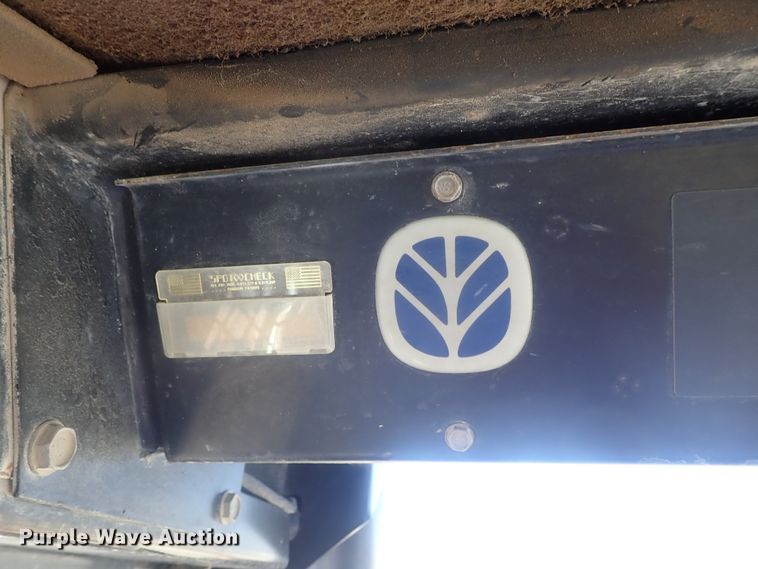 image for item DI4561 1999 New Holland LX665  skid steer loader