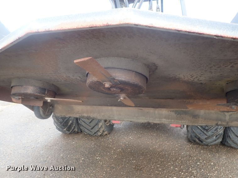 image for item DI4564 1999 Power Trac PT-1850 slope mower