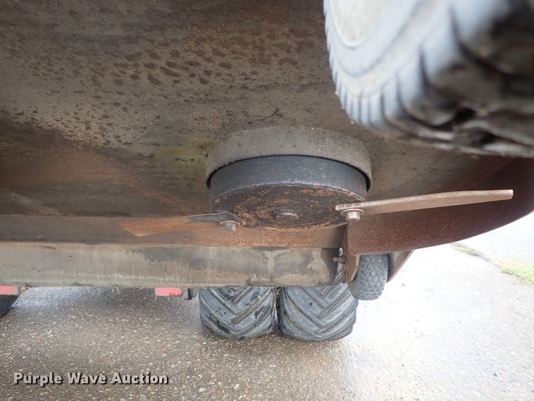 image for item DI4564 1999 Power Trac PT-1850 slope mower