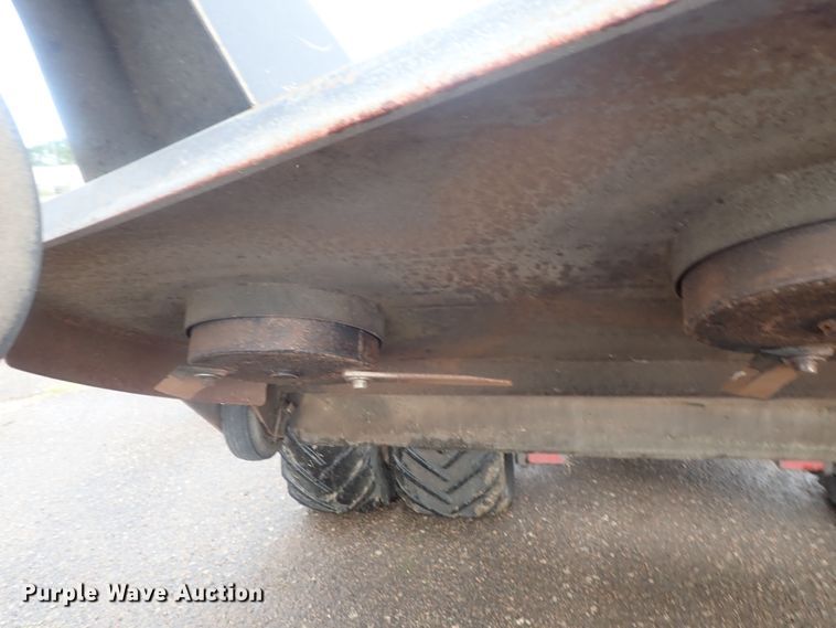 image for item DI4564 1999 Power Trac PT-1850 slope mower