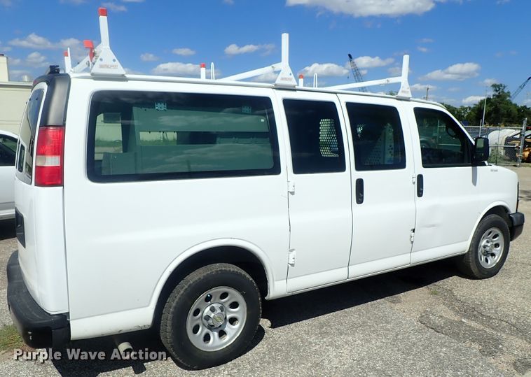 image for item DI4566 2009 Chevrolet Express 1500  van