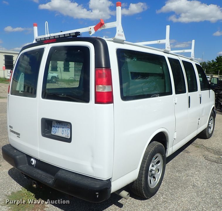 image for item DI4566 2009 Chevrolet Express 1500  van