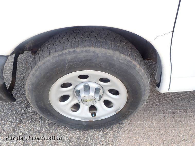 image for item DI4566 2009 Chevrolet Express 1500  van