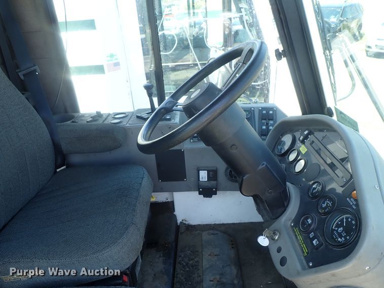 image for item DI4567 2015 Global M3  street sweeper