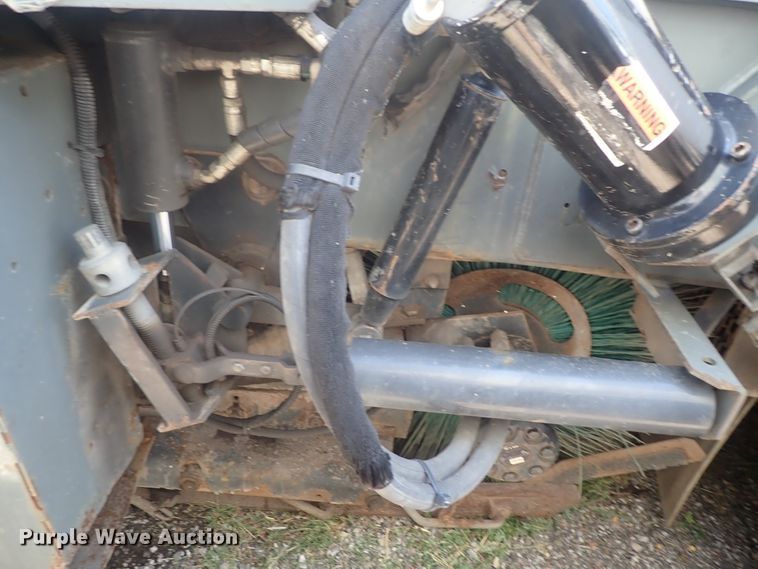 image for item DI4567 2015 Global M3  street sweeper