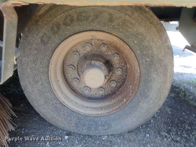 image for item DI4567 2015 Global M3  street sweeper