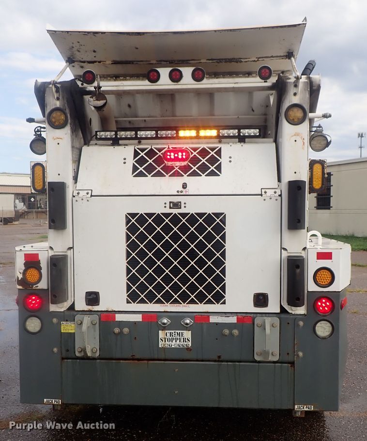 image for item DI4568 2015 Global M3  street sweeper