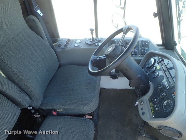 image for item DI4568 2015 Global M3  street sweeper