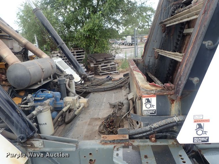 image for item DI4568 2015 Global M3  street sweeper