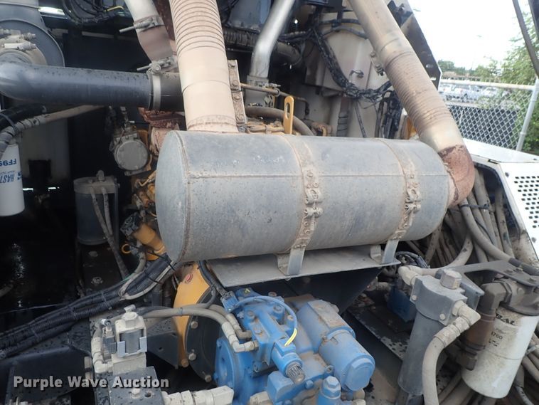 image for item DI4568 2015 Global M3  street sweeper