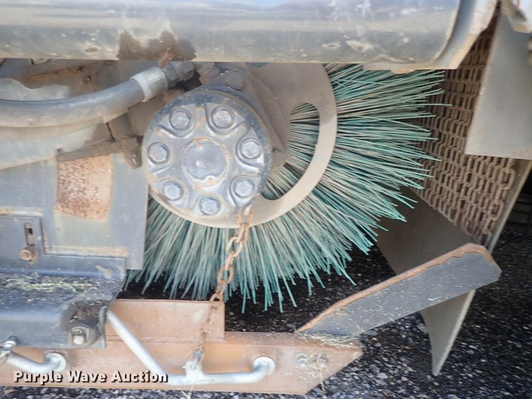 image for item DI4568 2015 Global M3  street sweeper