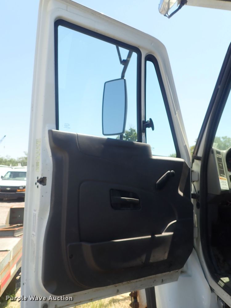 image for item DI4570 2008 International WorkStar 7400SFA  dump truck