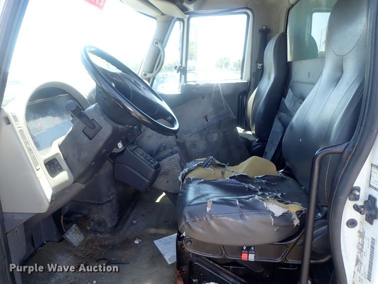 image for item DI4570 2008 International WorkStar 7400SFA  dump truck