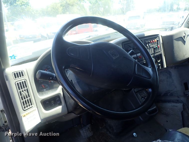 image for item DI4570 2008 International WorkStar 7400SFA  dump truck