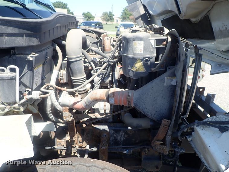 image for item DI4570 2008 International WorkStar 7400SFA  dump truck