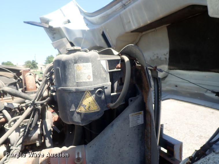 image for item DI4570 2008 International WorkStar 7400SFA  dump truck