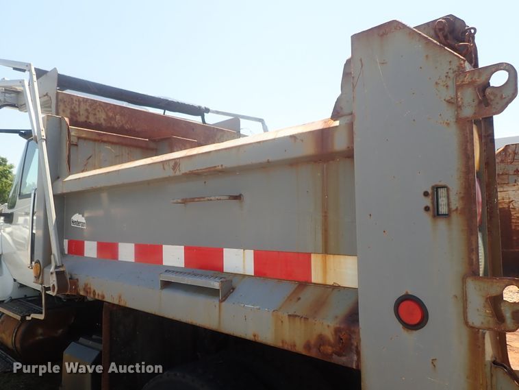image for item DI4570 2008 International WorkStar 7400SFA  dump truck