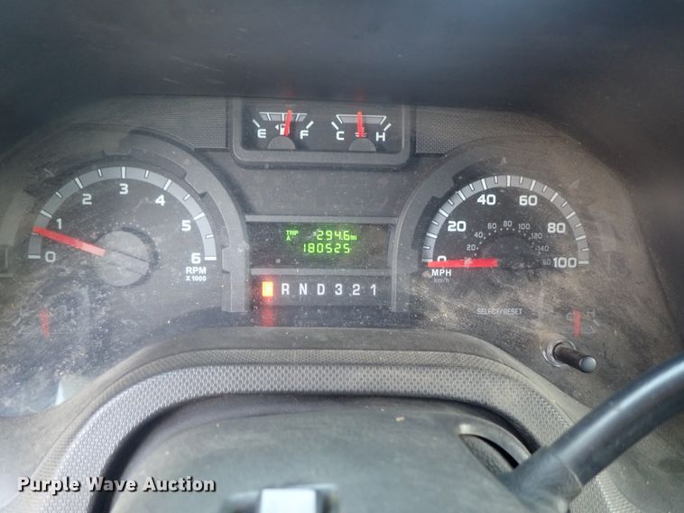 image for item DI4582 2009 Ford E450  shuttle bus