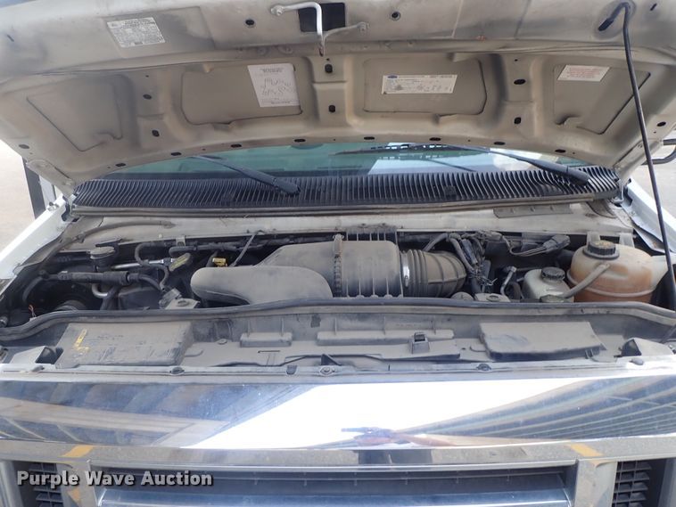 image for item DI4582 2009 Ford E450  shuttle bus