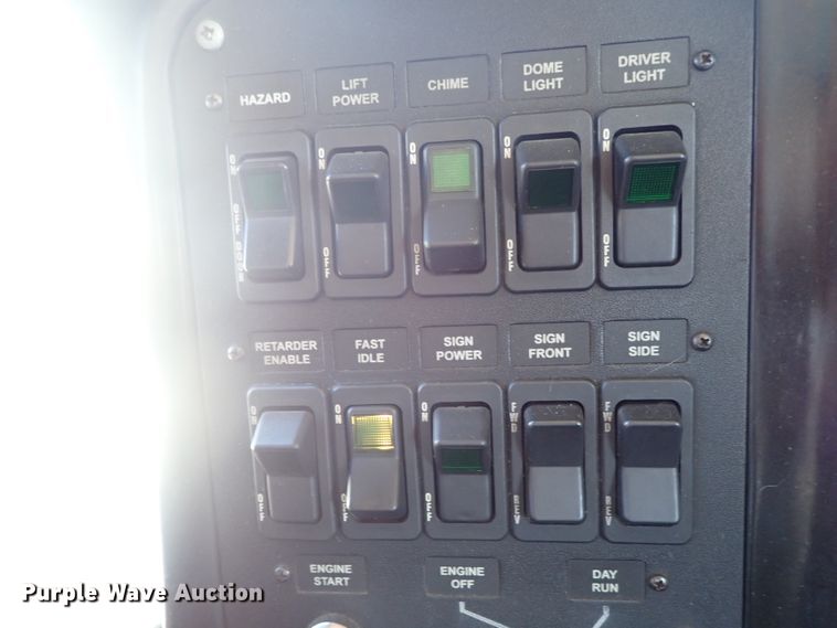 image for item DI4583 2005 Optima AH-28  trolley