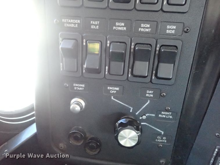 image for item DI4583 2005 Optima AH-28  trolley