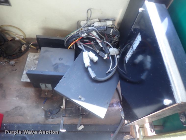 image for item DI4584 2004 Optima AH-28  trolley