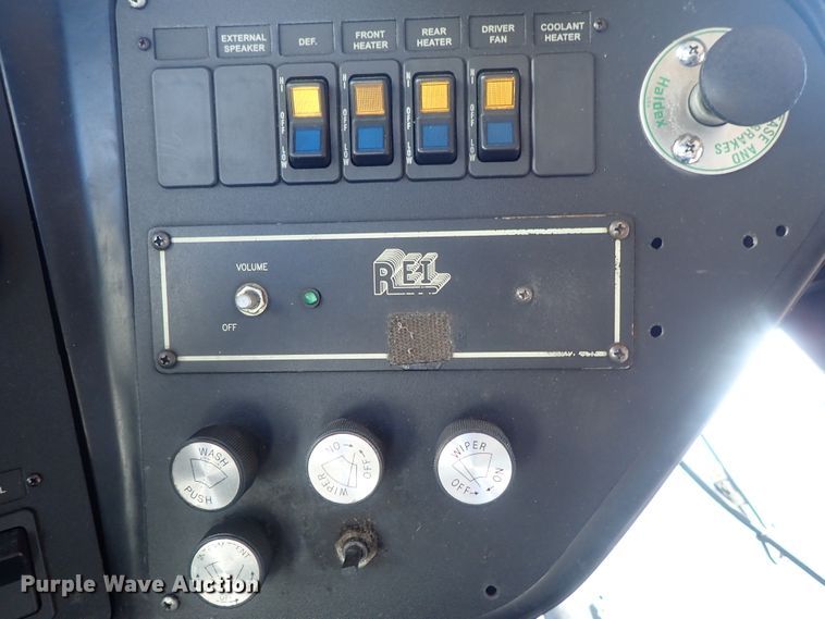 image for item DI4585 2004 Optima AH-28  trolley