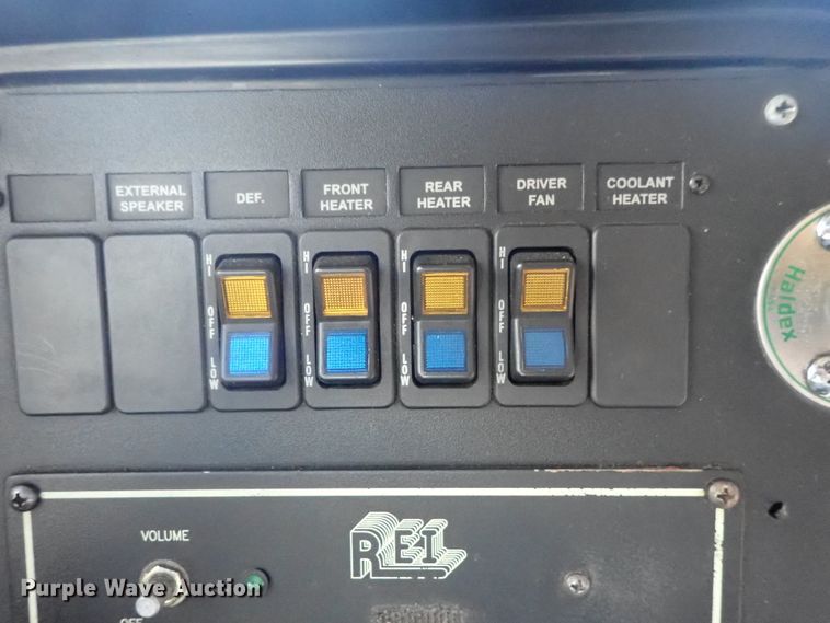 image for item DI4585 2004 Optima AH-28  trolley