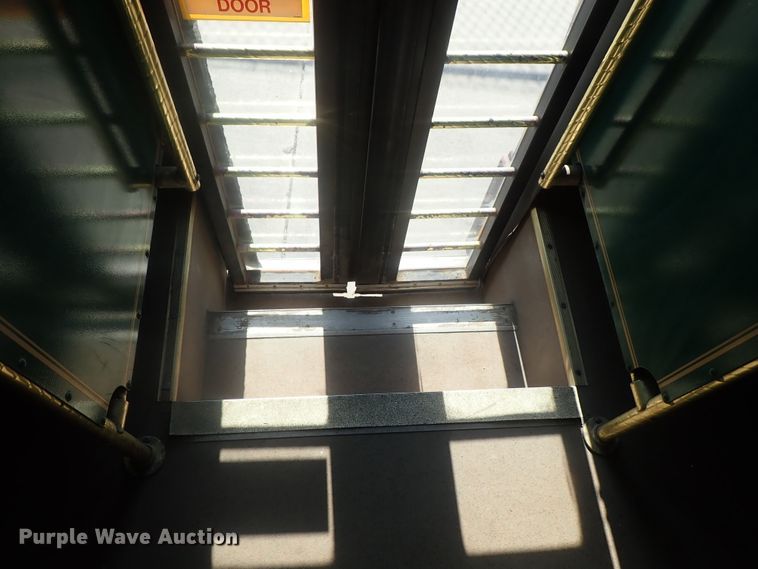 image for item DI4585 2004 Optima AH-28  trolley