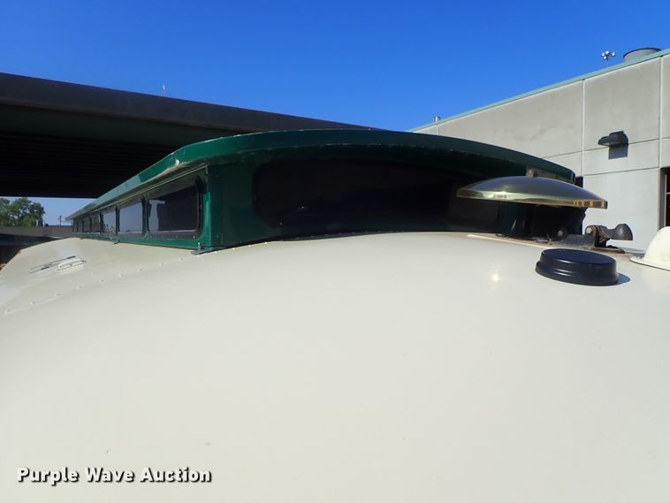 image for item DI4585 2004 Optima AH-28  trolley