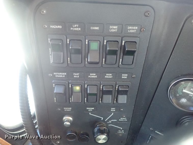 image for item DI4587 2005 Optima AH-28 trolley