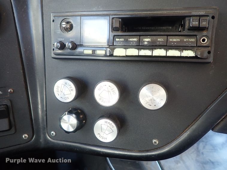 image for item DI4588 2004 Optima AH-28  trolley