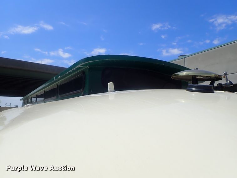 image for item DI4591 2005 Optima AH-28  trolley