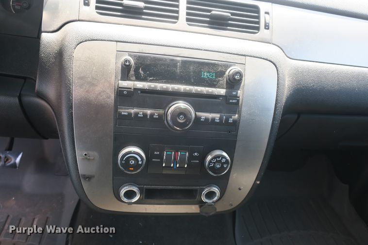 image for item DF5124 2007 Chevrolet Tahoe Police  SUV