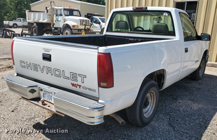 image for item DF5606 1998 Chevrolet 1500  pickup truck