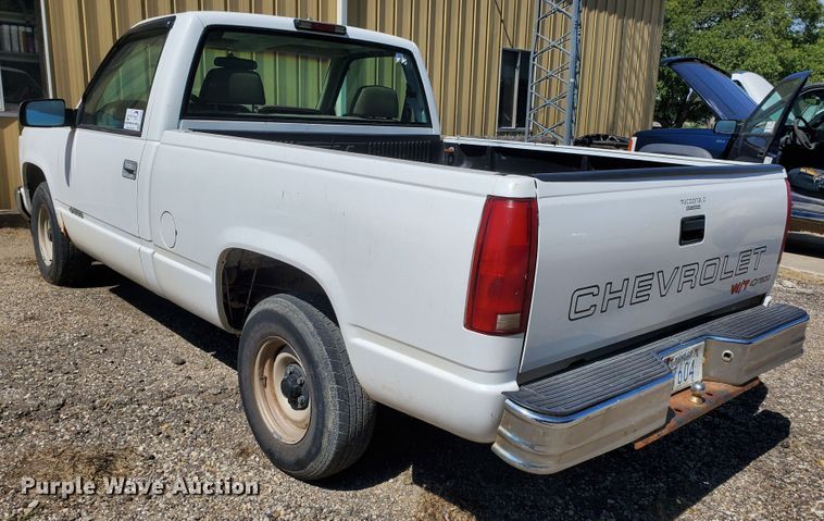 image for item DF5606 1998 Chevrolet 1500  pickup truck