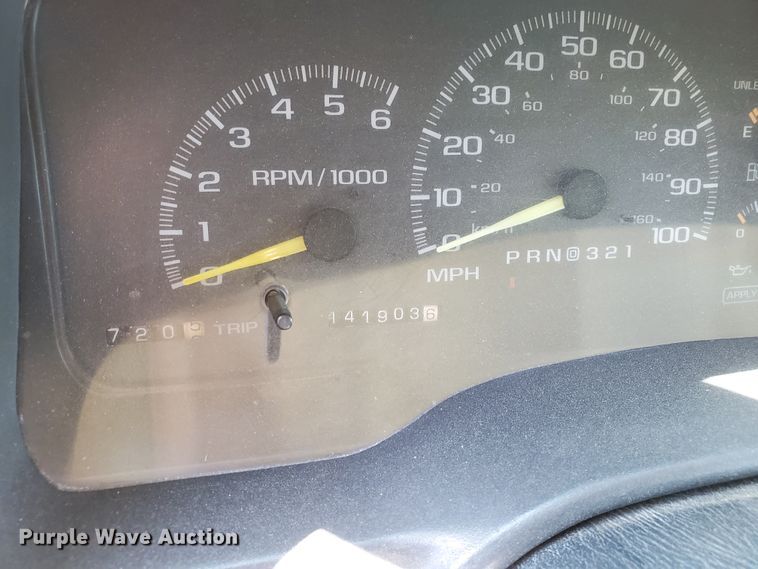 image for item DF5606 1998 Chevrolet 1500  pickup truck