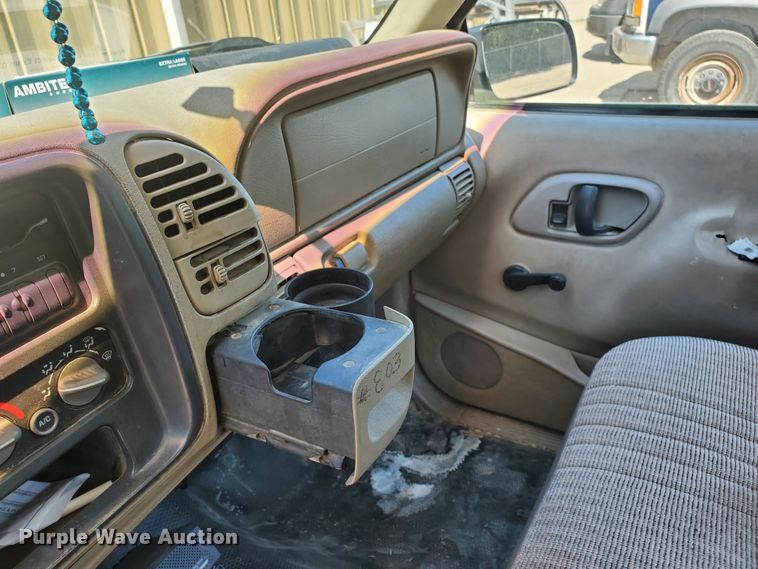 image for item DF5606 1998 Chevrolet 1500  pickup truck